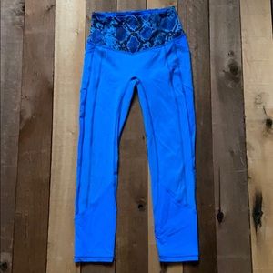 Lululemon leggings!
